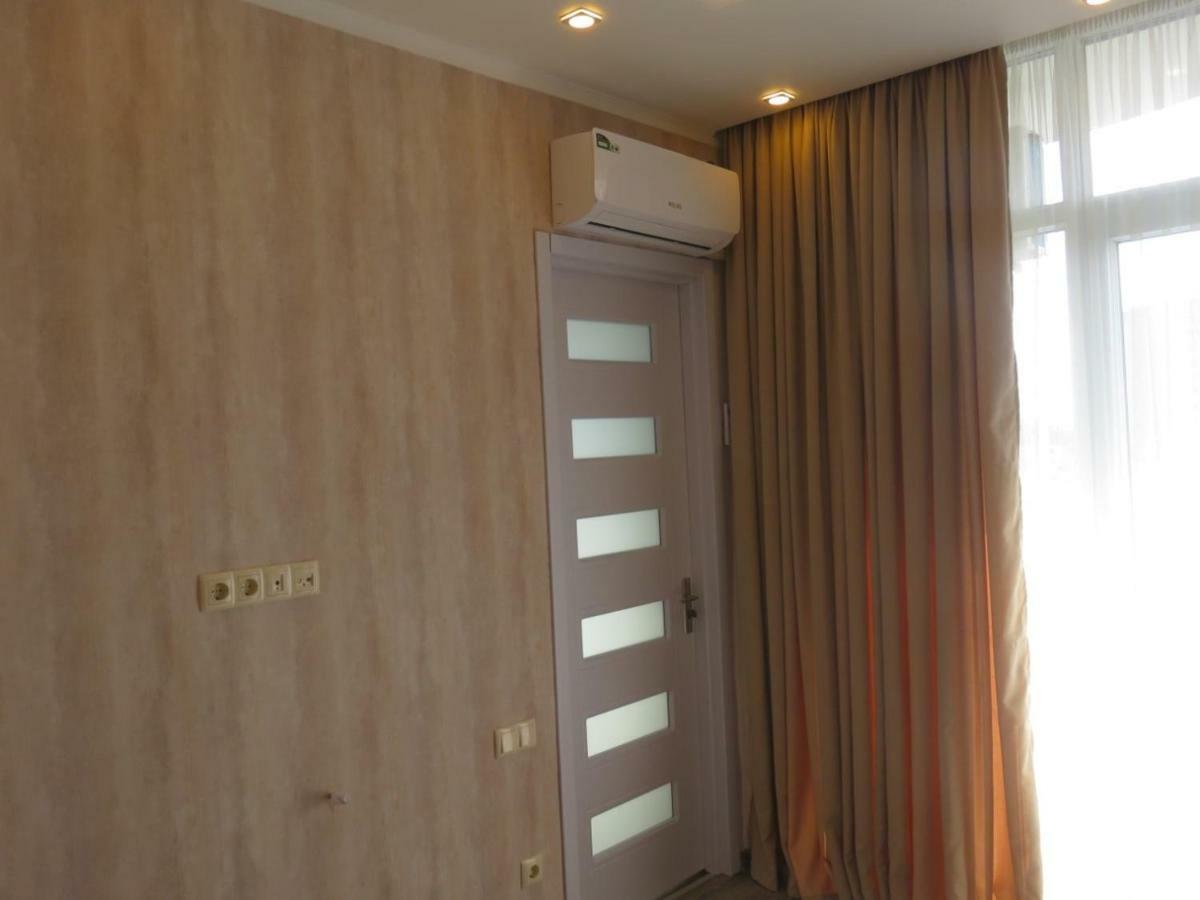 Apartament Delux Sea View Batumi Esterno foto